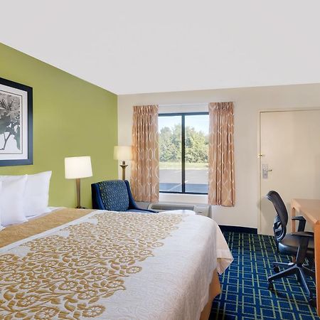 Days Inn By Wyndham Easton Eksteriør bilde