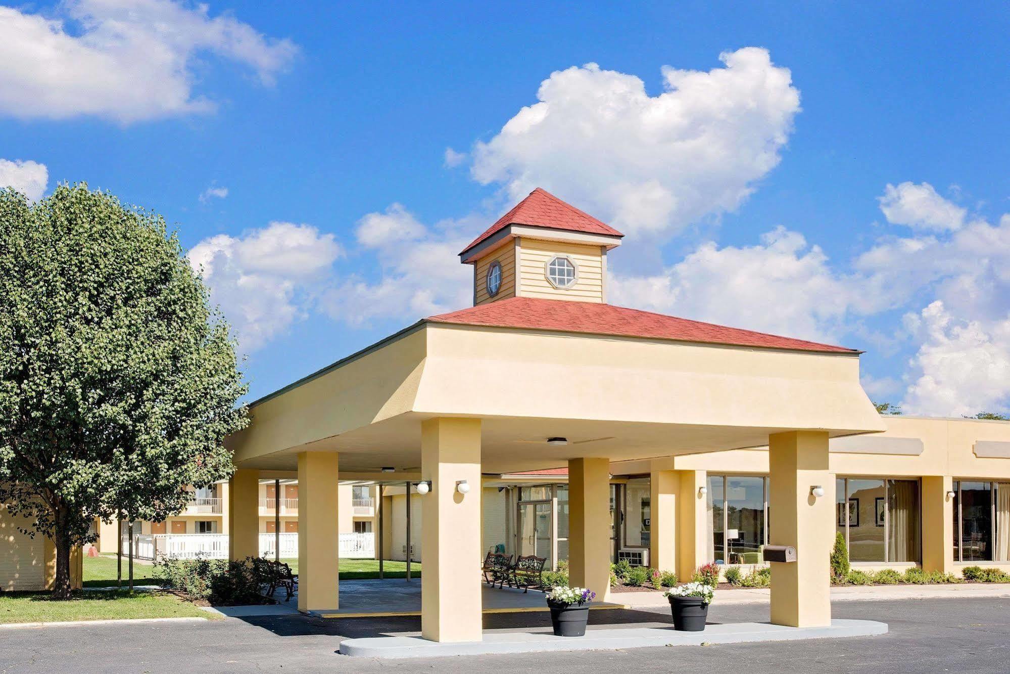 Days Inn By Wyndham Easton Eksteriør bilde